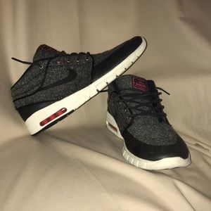 Men’s Nike Air Skateboarding Janoski Max shoes